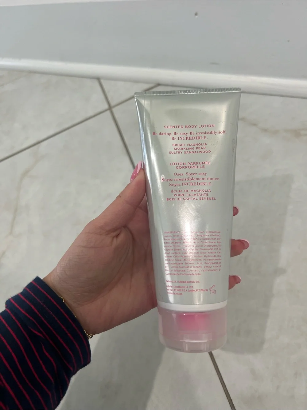 VICTORIA'S SECRET INCREDIBLE SCENTED BODY LOTION